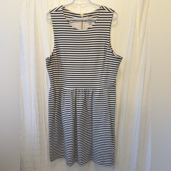 J. Crew Dresses & Skirts - J. Crew Black & White Striped Sleeveless Midi Dress